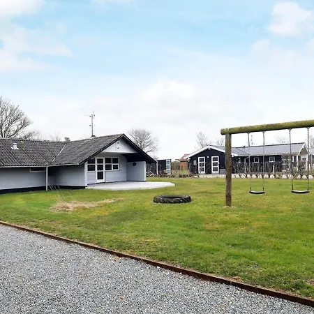 Seaside Charm In Ristinge-by Traum Feriehus